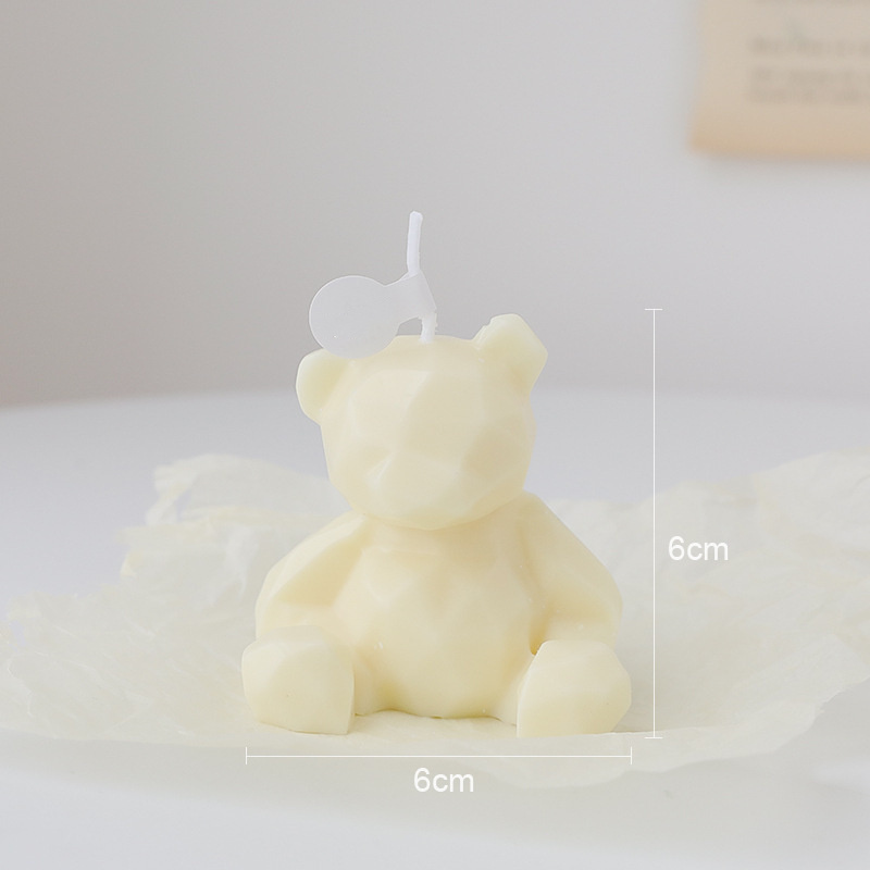 Candle Wholesale Reasonable Price Little  Bear Shaped  Scented Candles With Box Birthday Gifts