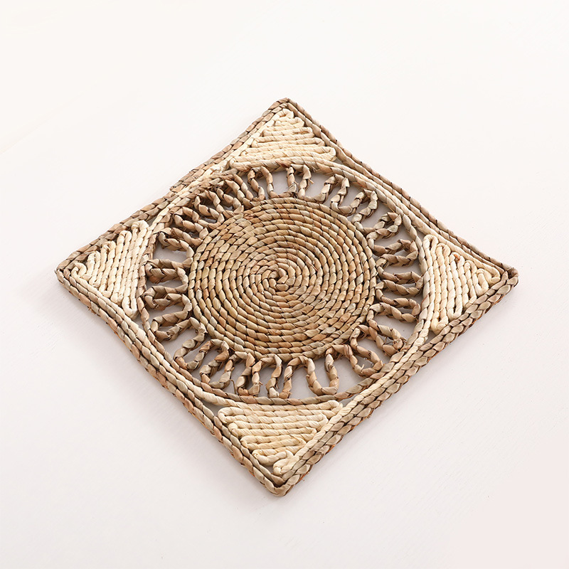 DR-NY Woven Placemats Round  Wicker Rattan Plate Chargers Round Woven Placemats for a Dining Table Water Hyacinth Wicker