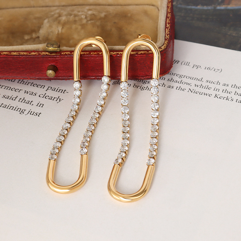 Wholesale trendy u shape zirconia stainless steel hoop 18k gold plated women earrings hoops