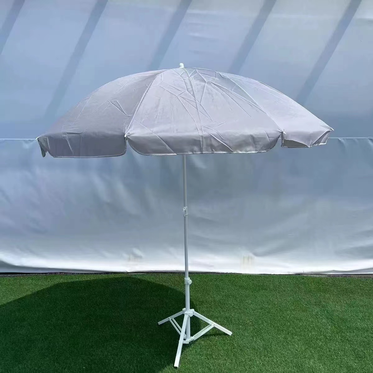 Clearance Sale of Stock Outdoor Sunshade Outdoor Furniture Modern Beach Umbrella Big Umbrella Parasol Umbrellas Aluminum Pole