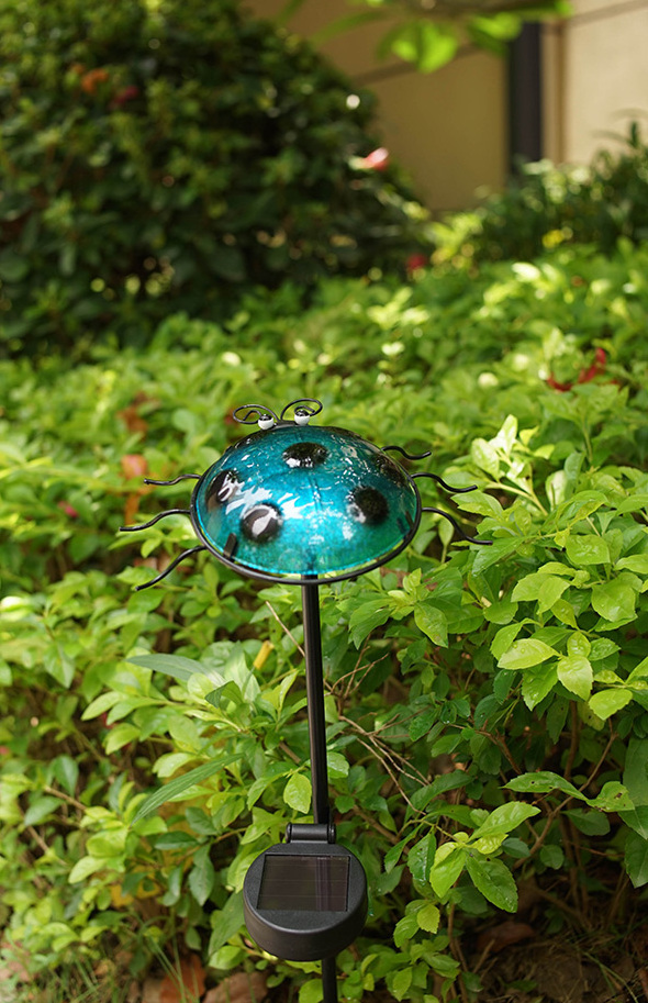 Ladybug shaped solar light For Walkway Pathway Patio Yard Lawn decorative garden stake