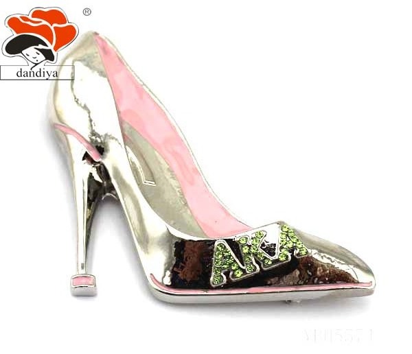 Gamma Phi Delta 1943 brooch with pink butterfly high-heel shoe Customized Jewelry for Greek Sorority Fraternity products