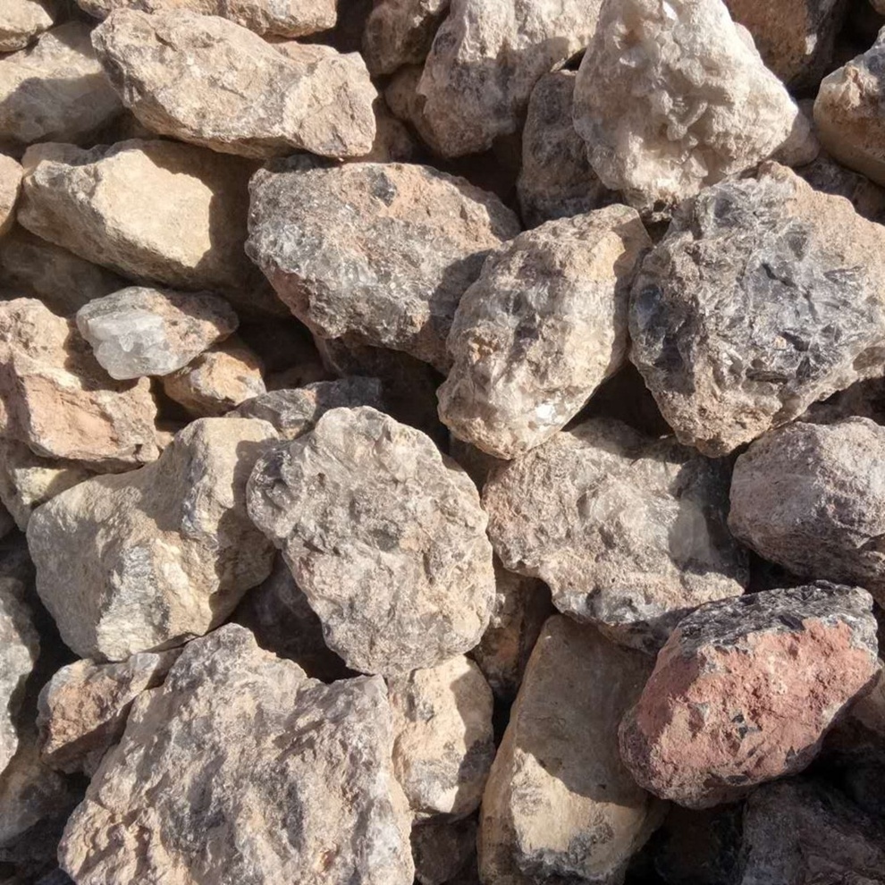 Customized Particle size 70% - 95% natural CaF2  fluorite lumps price per ton for metallurgical industry