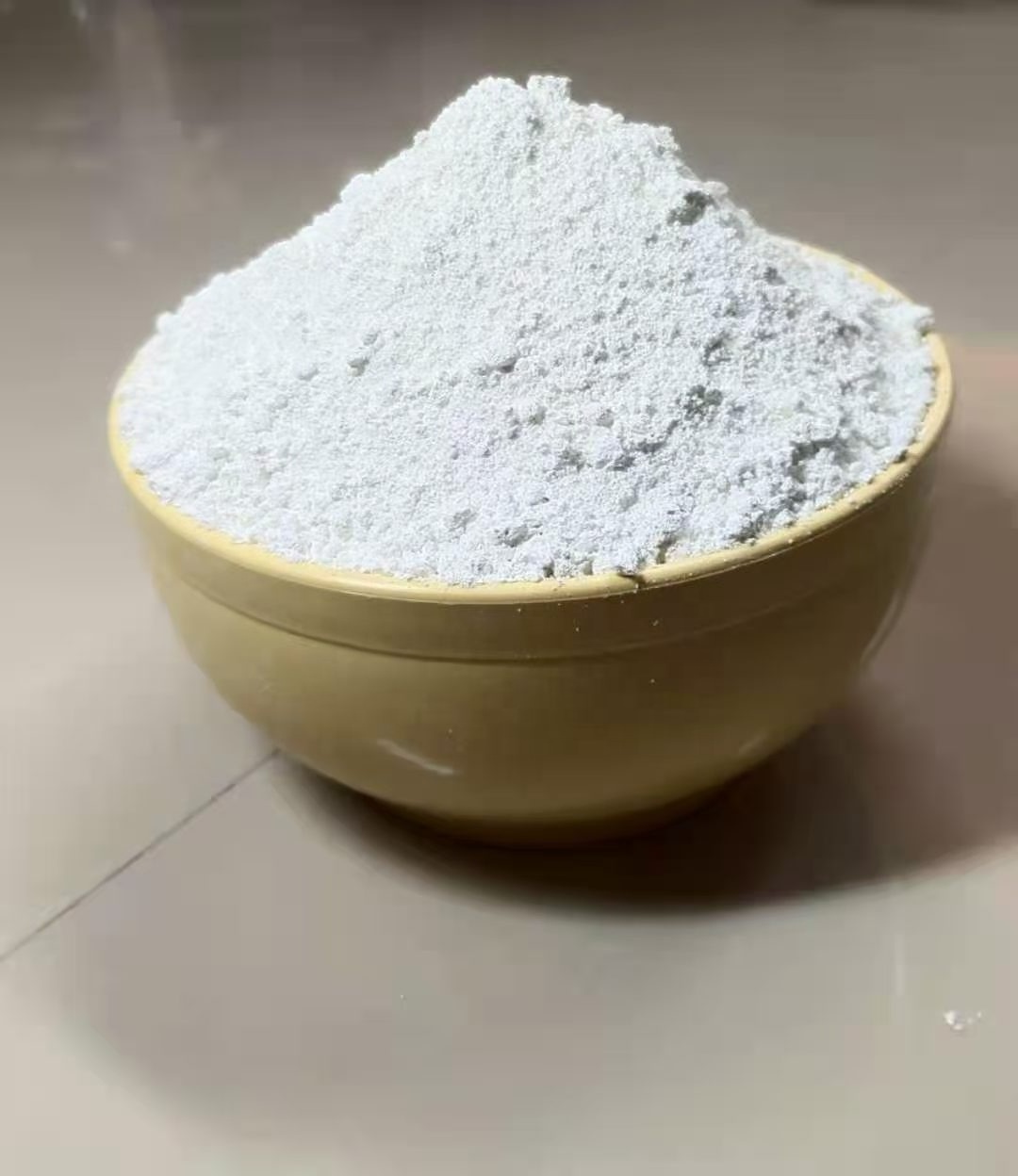 soluble in acid sodium hydroxide industrial oxidizer zinc oxide