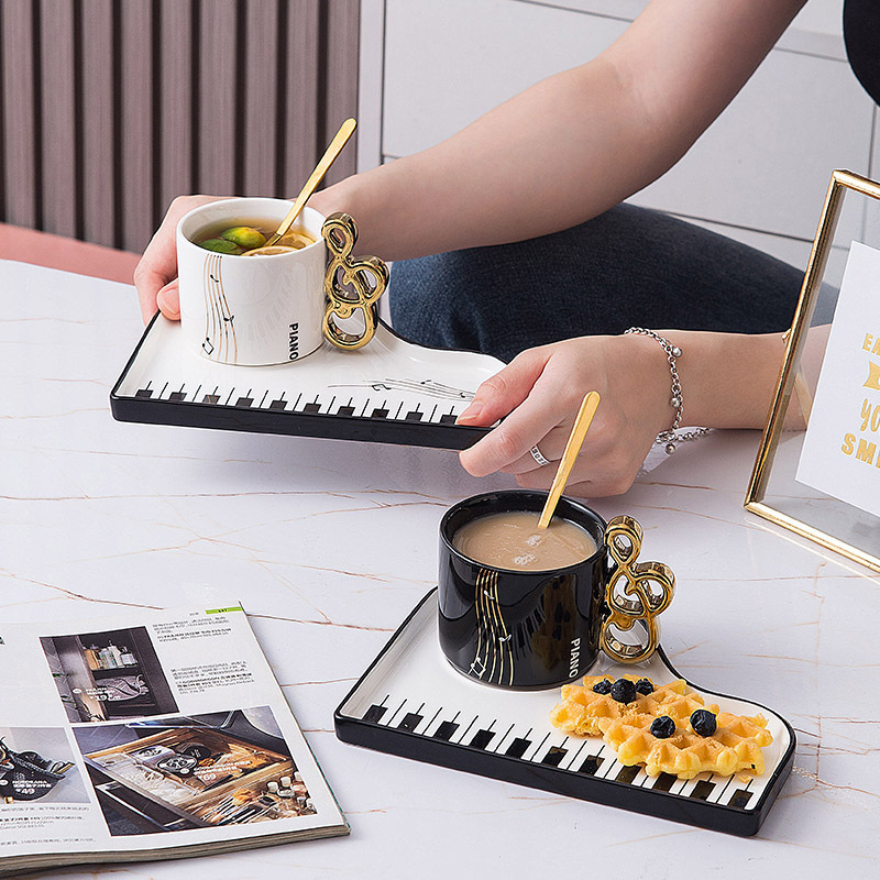 Popular Piano Shape Saucer Black White Ceramic Gift Souvenir Cup Coffee Cup And Saucer