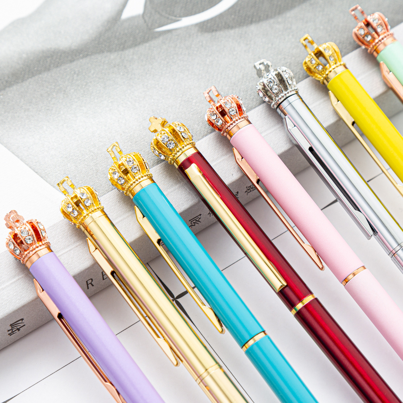 Hot selling church anniversary souvenirs cute weeding pen diamond crown luxury metal twist pen for gift