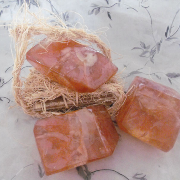 Hand made sea salt egg whitening soap with gluta kojie san skin lightening  foaming hand soap Crystal Soap