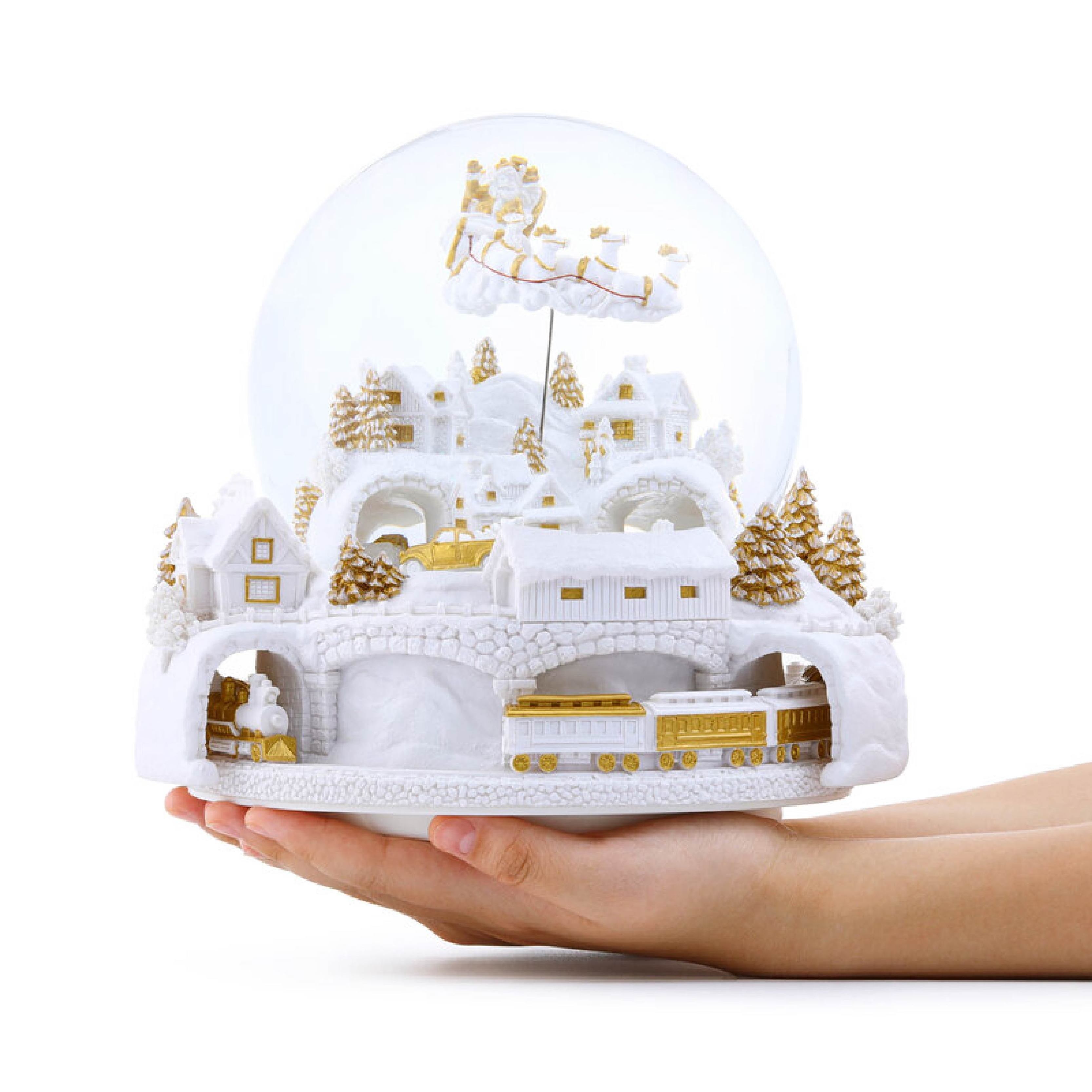 Custom Resin Christmas Snow Globe with Village Snow and Train Around Design for Gifts Decoration