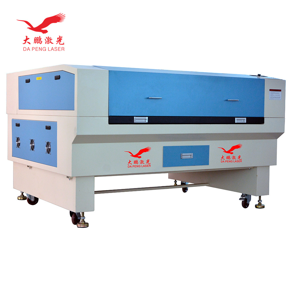 CCD Camera CE Approved CNC Factory Price CO2 Laser Engraving Cutting Machine For Jeans Clothing Fabric