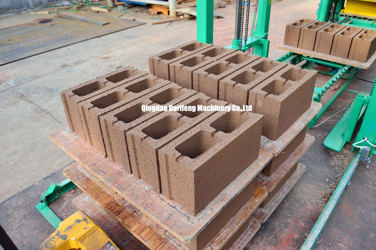 QT4-18 Automatic Hydraulic Interlocking Concrete Cement Fly Ash Brick Block Molding Machines Price/Hollow Block Making Machine