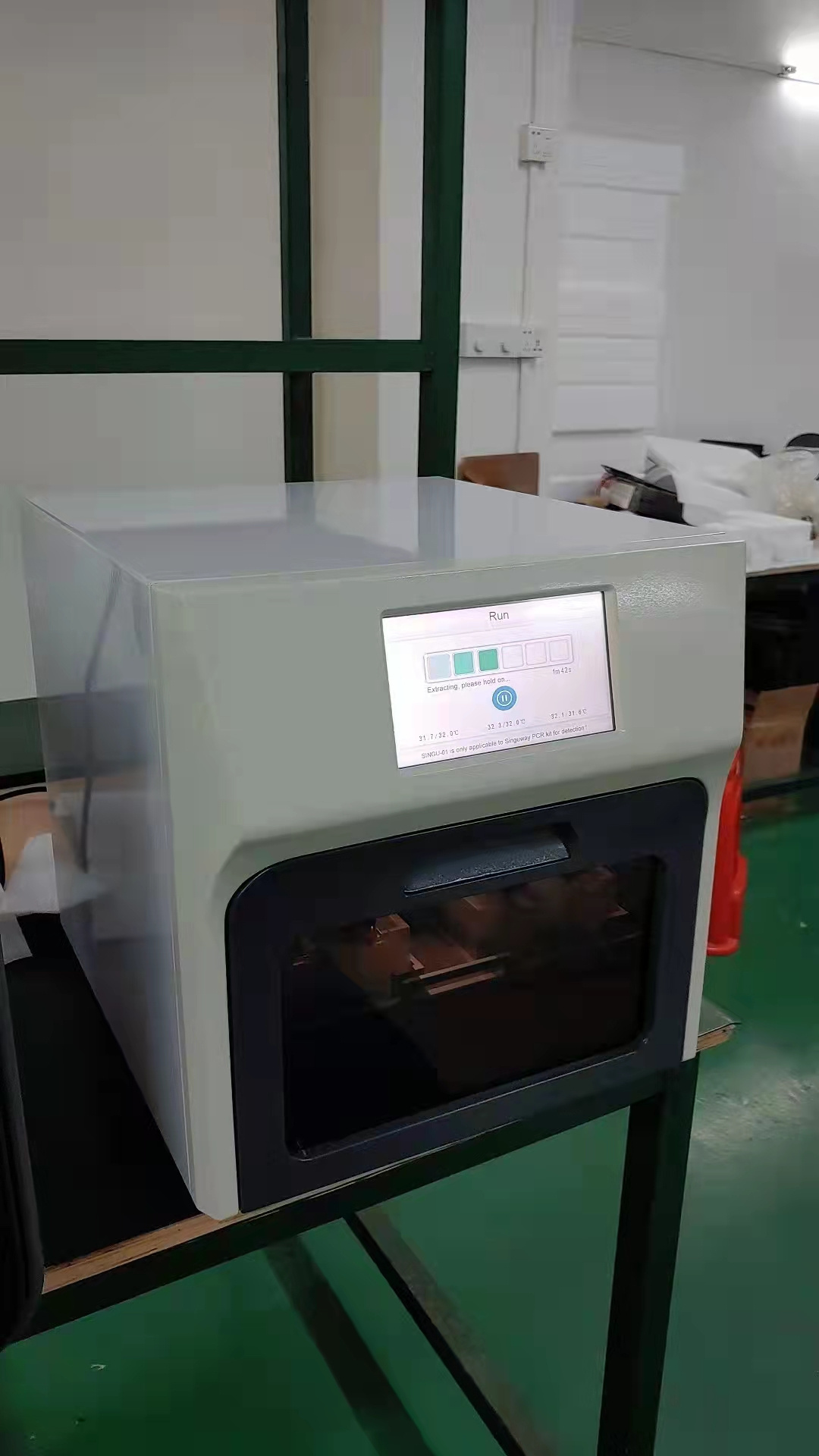 Medical Multiplex Pcr Machine POCT Analyzer Fully Automatic Nucleic Acid Extractor