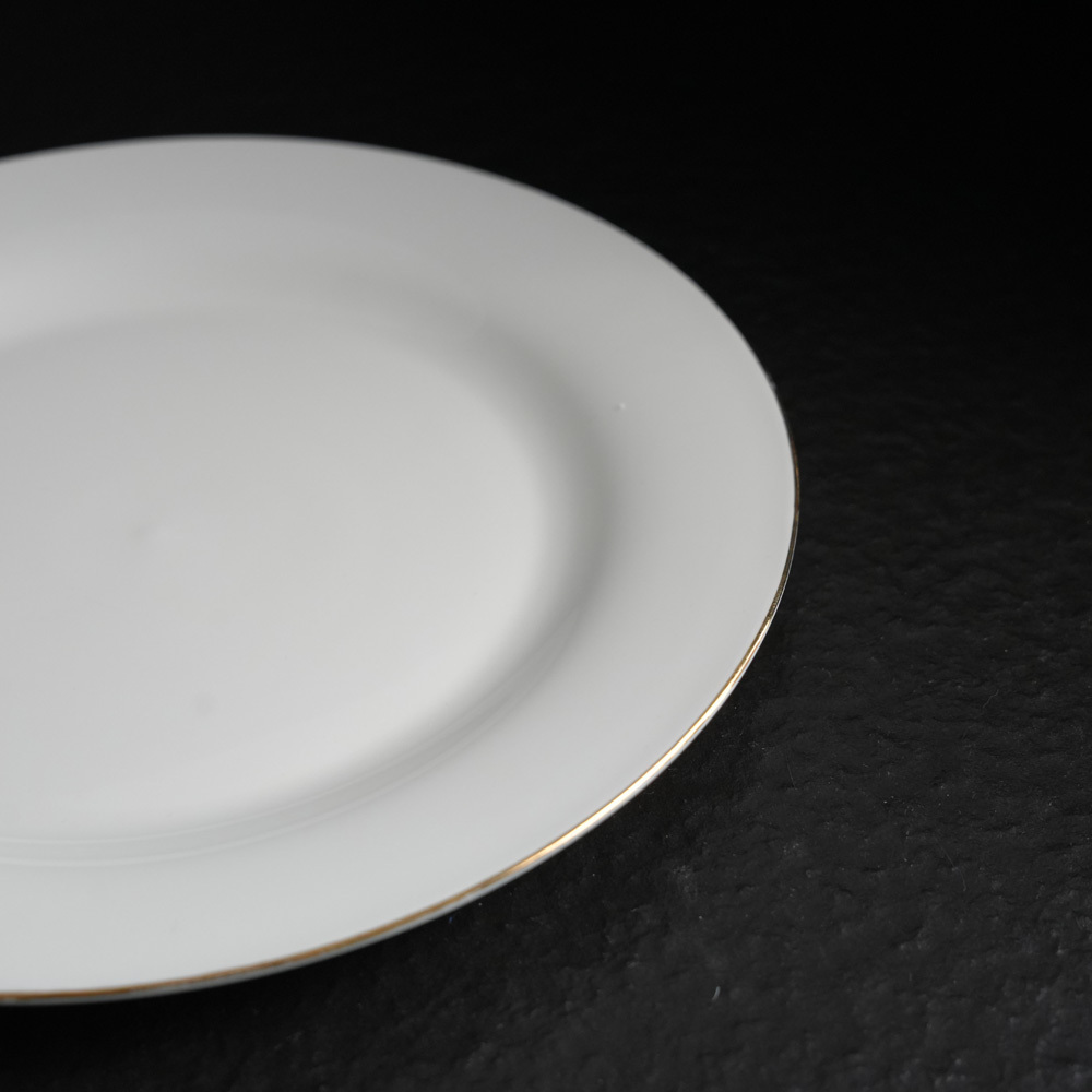 Dinner Plates Euro Style High Quality Good Price Bone China Plate Set Durable Gold Rim Ceramic Plates Dishes Restaurant