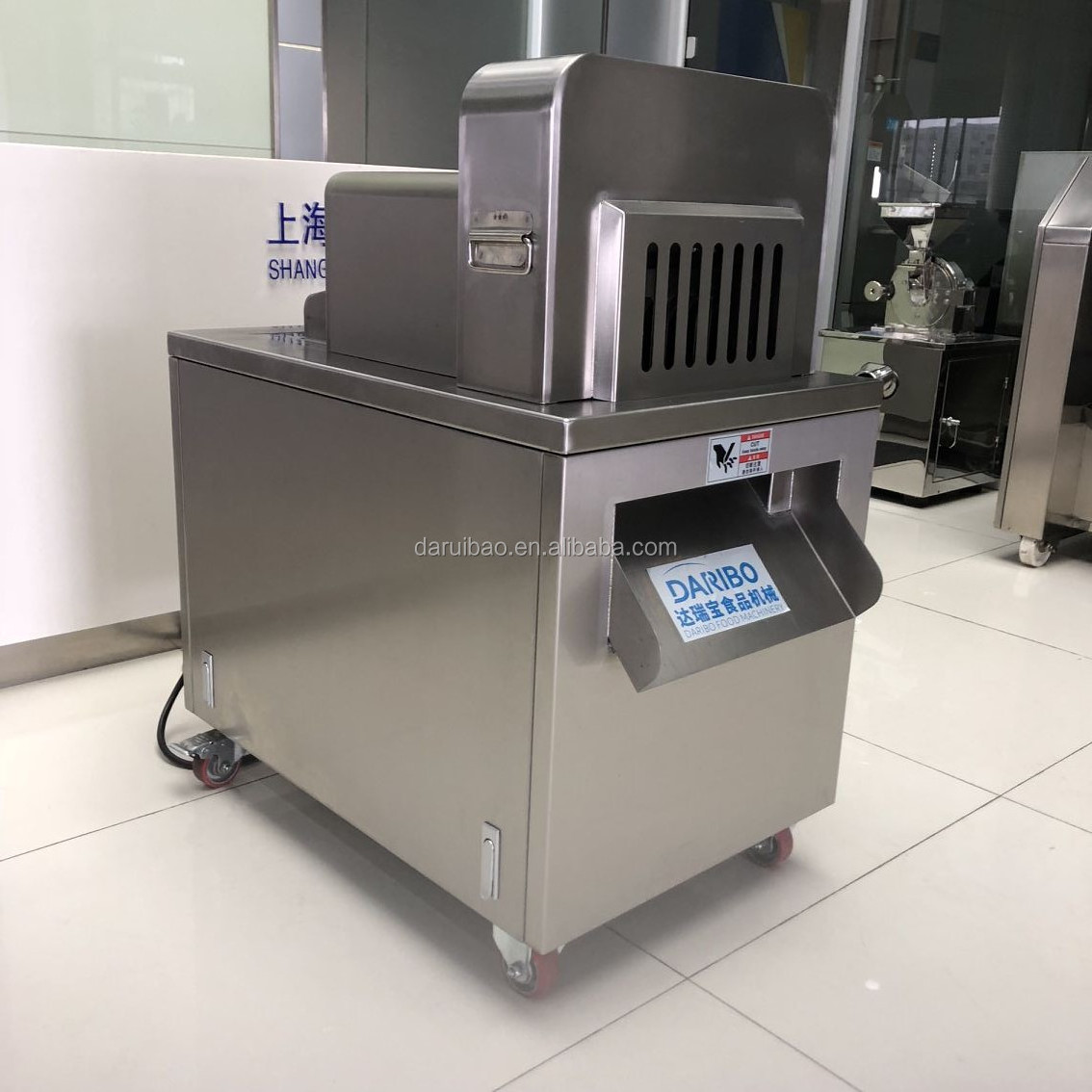 QK300 Automatic Frozen Chicken Cutting Machine  Meat Cube Cutting Machine