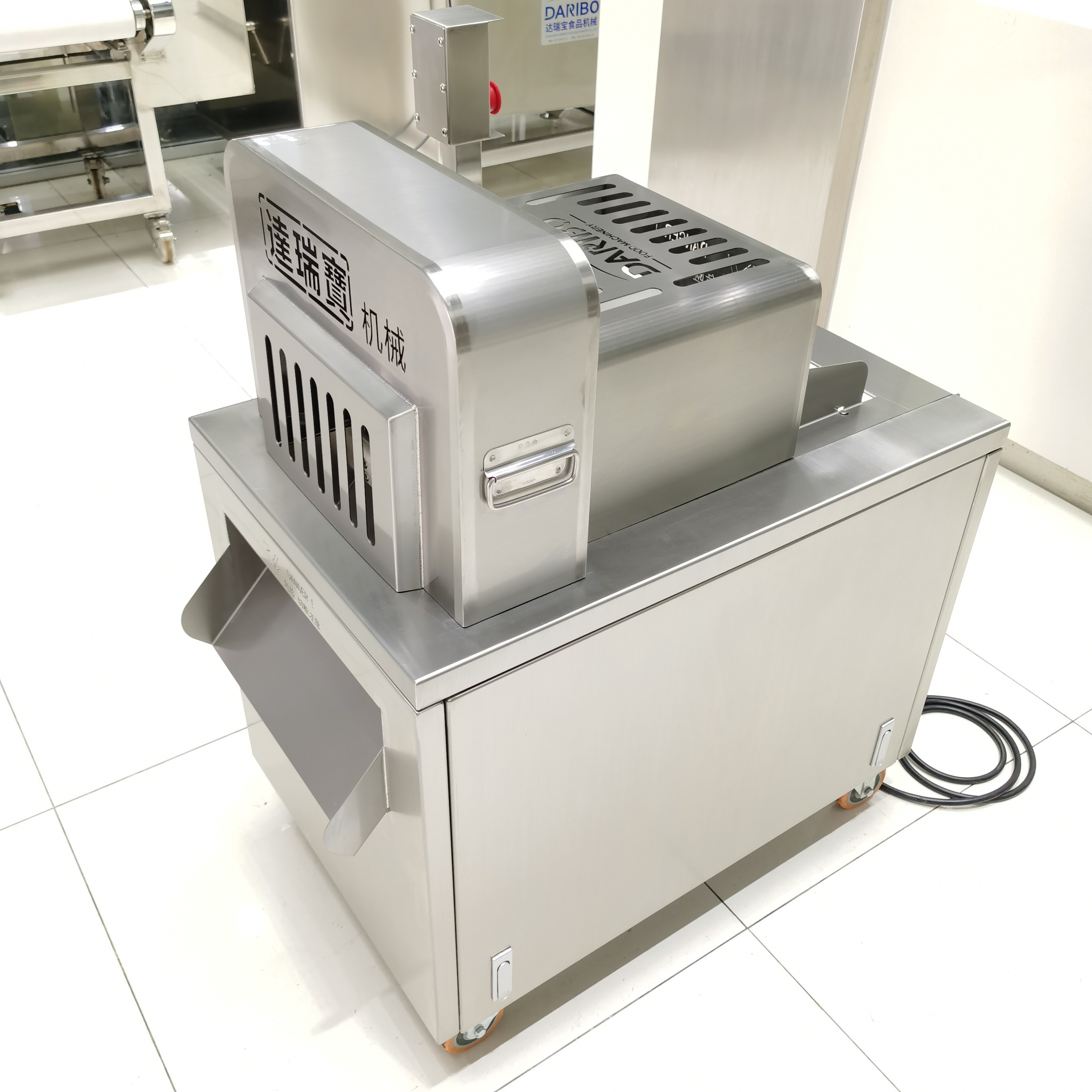 Factory Price Frozen Meat Dicing Machine Chicken Duck Fish Beef Meat and Bone Cutting Machine Custom Cube Size Meat Cutter