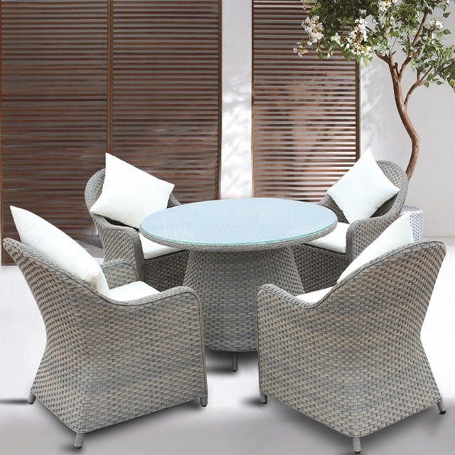 Leisure garden outdoor PE wicker rattan dining set with table and chairs for patio use