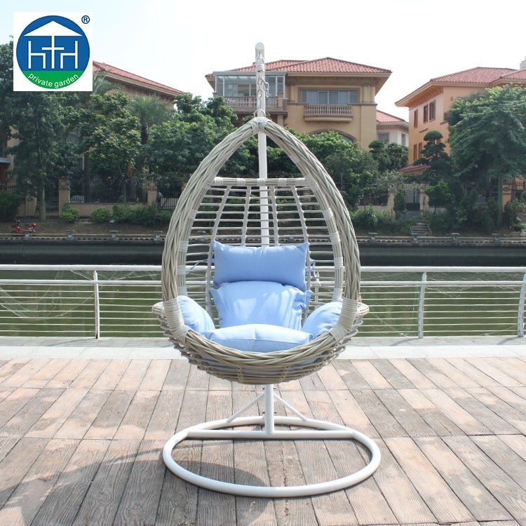 Outdoor Furniture Patio Wicker Hammock Garden Swinging Chairs Synthetic PE Rattan Patio Swings