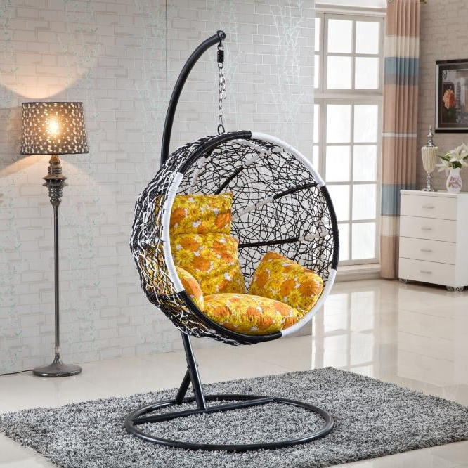 Wholesale garden egg PE rattan hanging chair  in steel frame