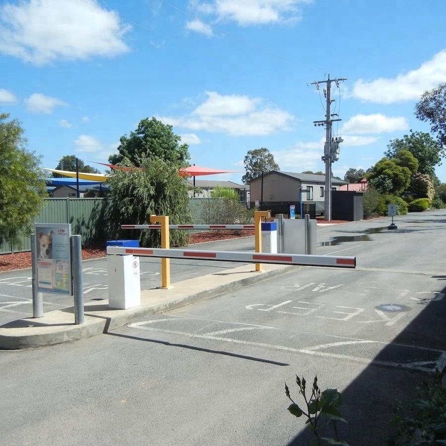 10 Million Cycles Automated Parking Barrier for Car Park