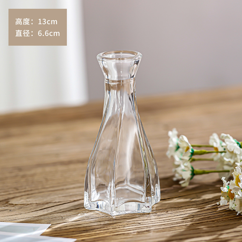 European style retro relief small caliber mini glass vase for dried flowers bud flowers and water cultivation