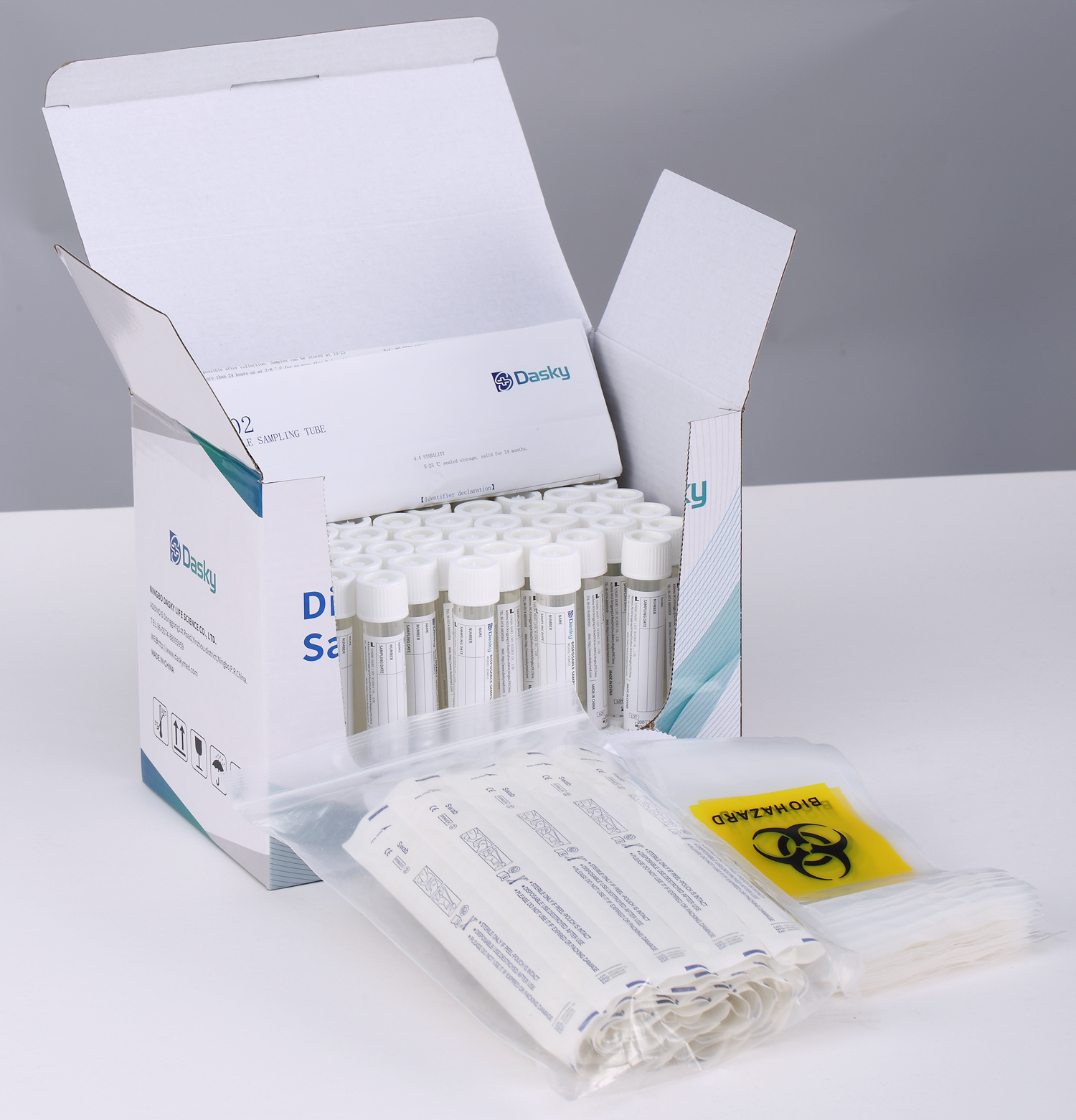 Hot sale Disposable VTM kits with nylon flocked swab for specimen collection flocked swab