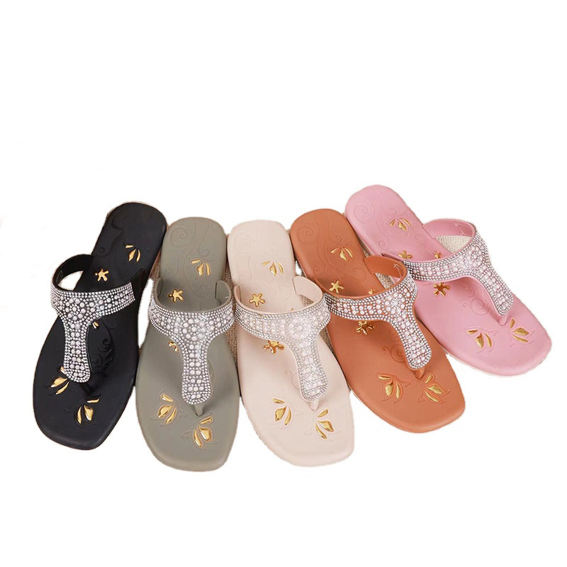 Elegant slippers rhinestone relaxed flat sandals women slippers summer nice flip flops accessories