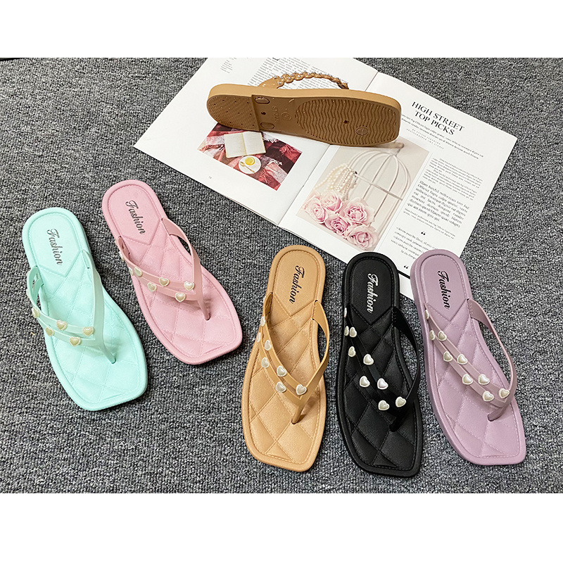 Hot Selling ladies outdoor slippers color sole soft flat beach slippers flip flops