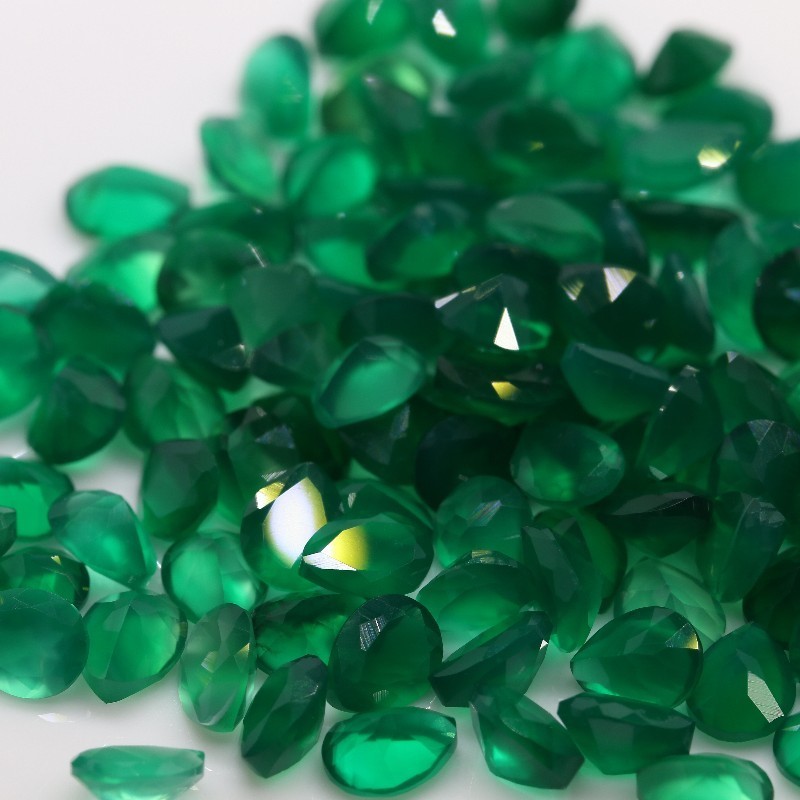 new arrival wholesale green Onyx chalcedony lowest cost green agate natural green chalcedony for jewelry making