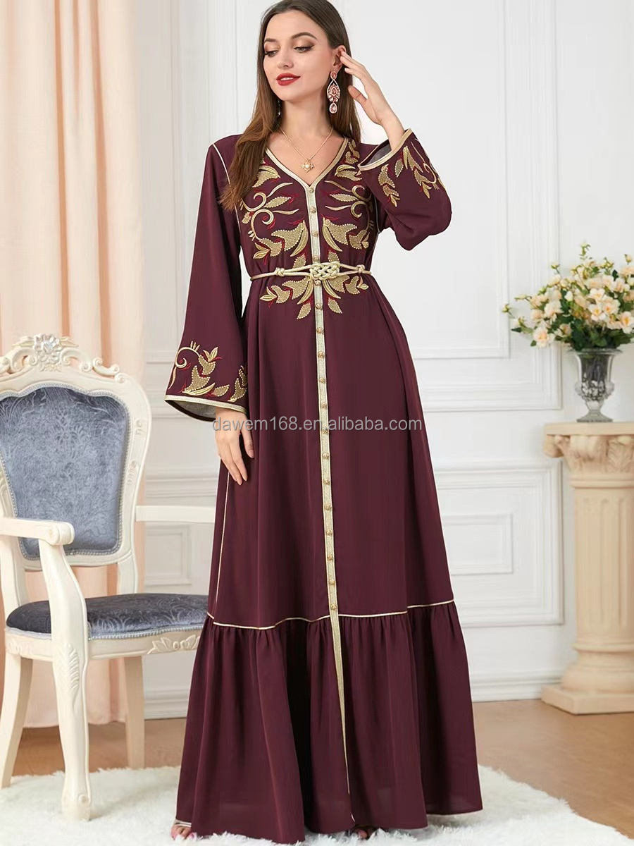 Wholesale 2024 vintage style Arabian maxi dress party long sleeve hot gold embroidered dress Middle Eastern women's dress