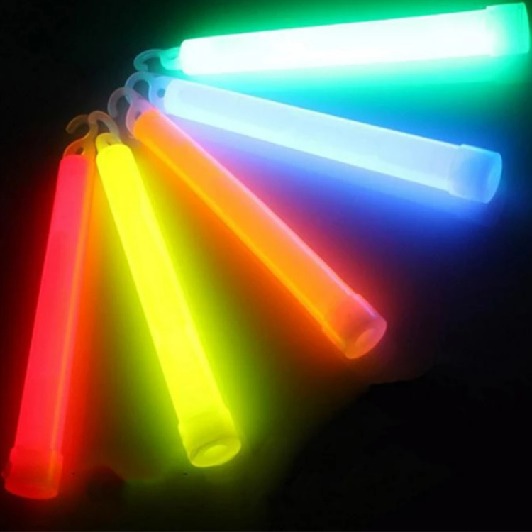 Wholesale Colored Fluorescent Flashing Light Up Night Club Plastic Glow Stick Promotion Toys