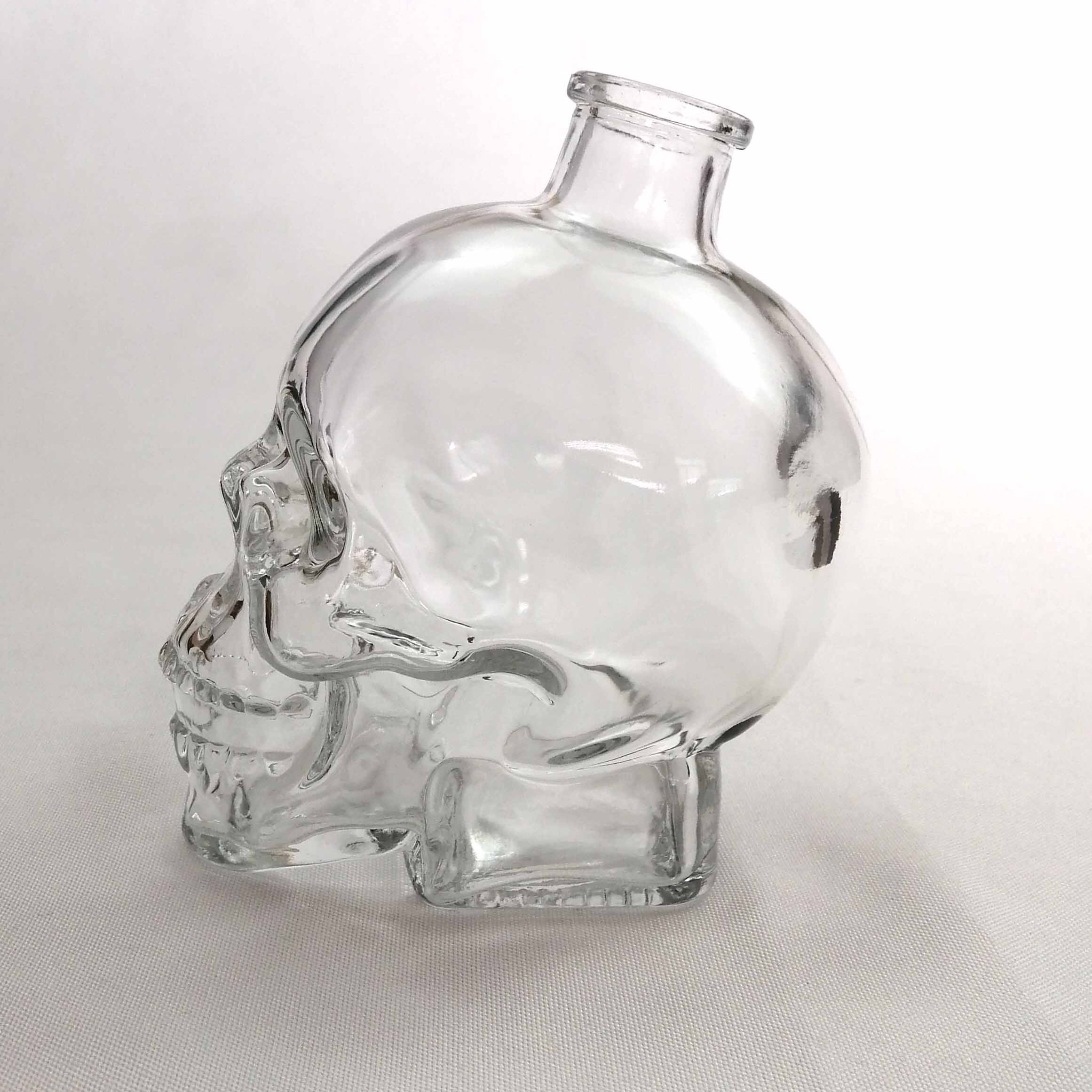 Wholesale custom package 120ml 200ml 400ml 750ml Skull Wine Glass Bottle Whiskey Decanter With Cork