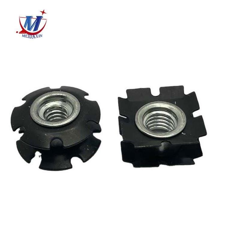 Zinc Plated/ Galvanized/Black Oxide Round Square Steel Sunflower Thread Male Insert Pipe Fitting Nut