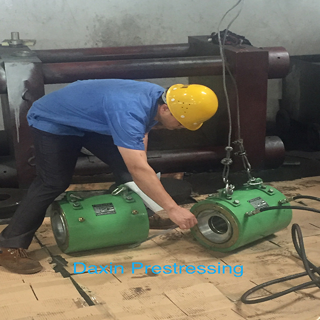 Heavy Capacity 500 tons Hydraulic Hollow Jacks YCQ500Q Multi Strand Jack