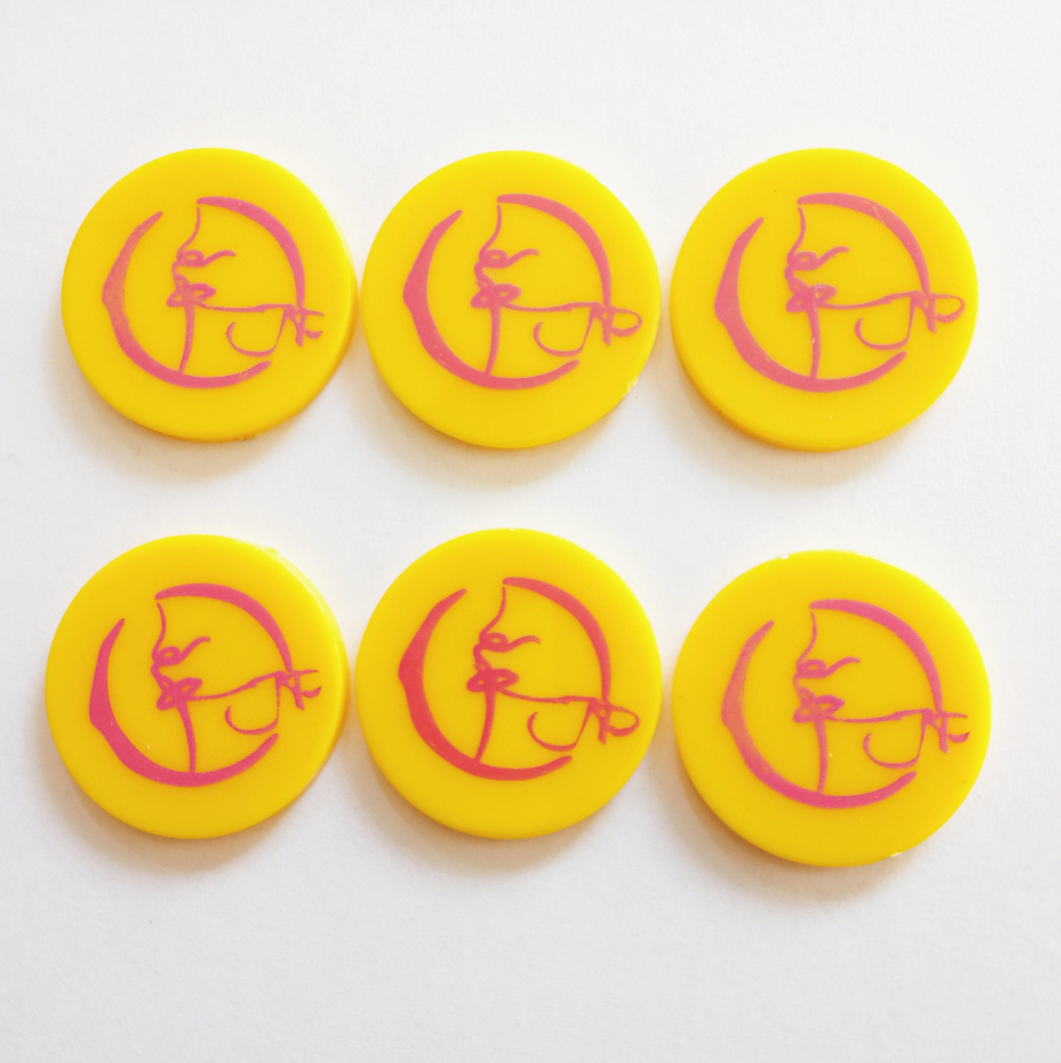 cheap customized plastic custom token drink token printed