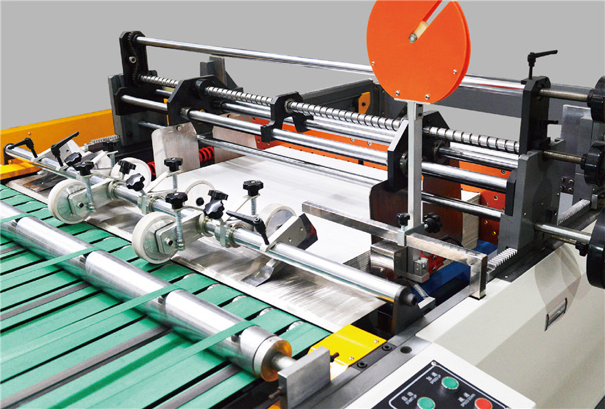 SM-1900 China manufacturer electric paper cutter,roll paper crosscutting machine with good  price,automatic paper cutter machine