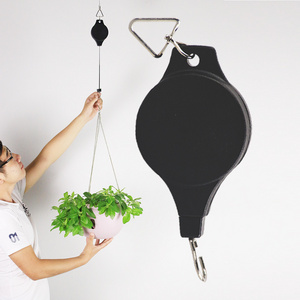 2023 New Design Retractable Plant Pulley Adjustable Hanging Rope Clip Flower Basket Hook Hanger For Garden Baskets Pots