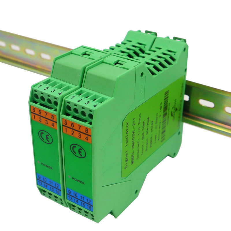 DQ703VK DC voltage transmitter outputs 4-20mA 0-10V signal isolator at DC0-30V100V300V500V