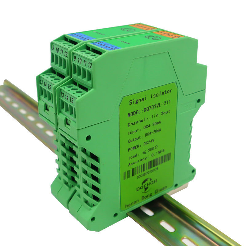 DQ703VK DC voltage transmitter outputs 4-20mA 0-10V signal isolator at DC0-30V100V300V500V