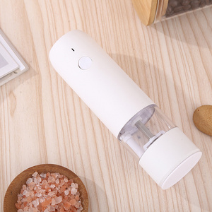 China Made Kitchen Mill And Grinders Electric Salt & Pepper Grinder Set With Adjustable Coarseness