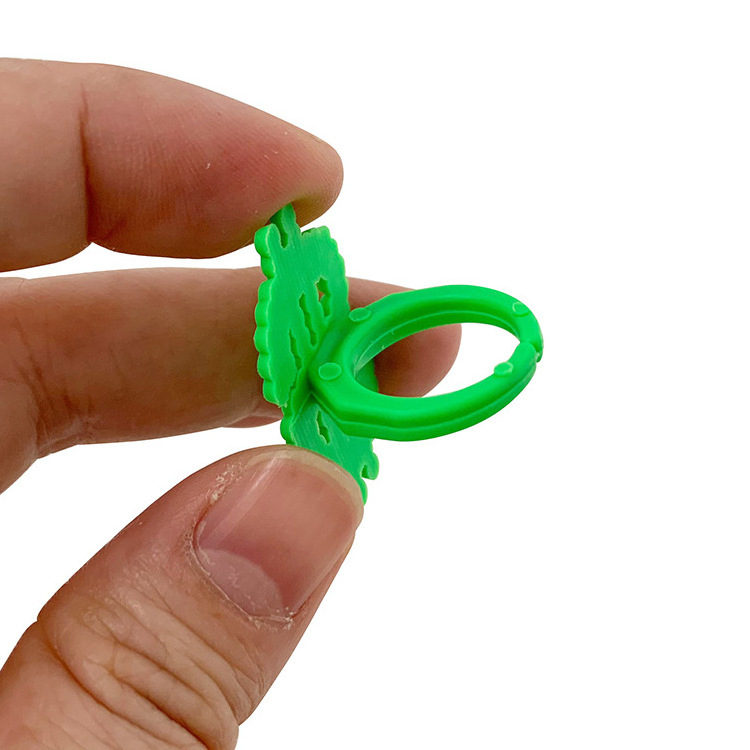 Plastic Dollar Finger Ring Toys For Kids 35-50mm Capsule Toys