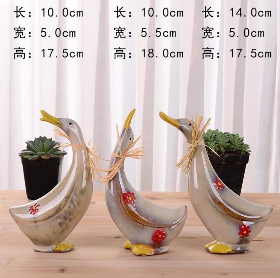 Modern Wholesale Ceramic Decorative Various Duck Set Ceramic Sculpture Decoration