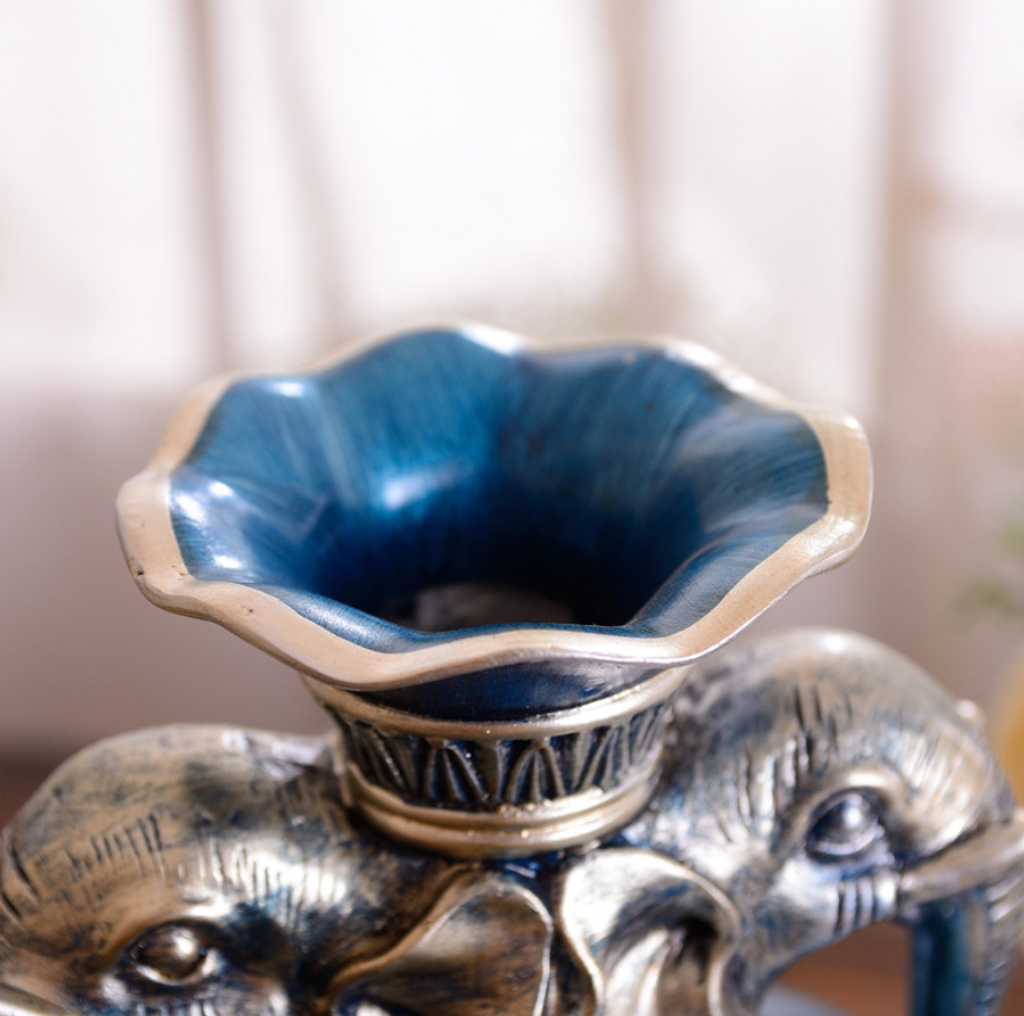 Luxury Nordic Matte Creative Jardiniere Handmade Elephant Head Blue Table Top Ceramic Vase