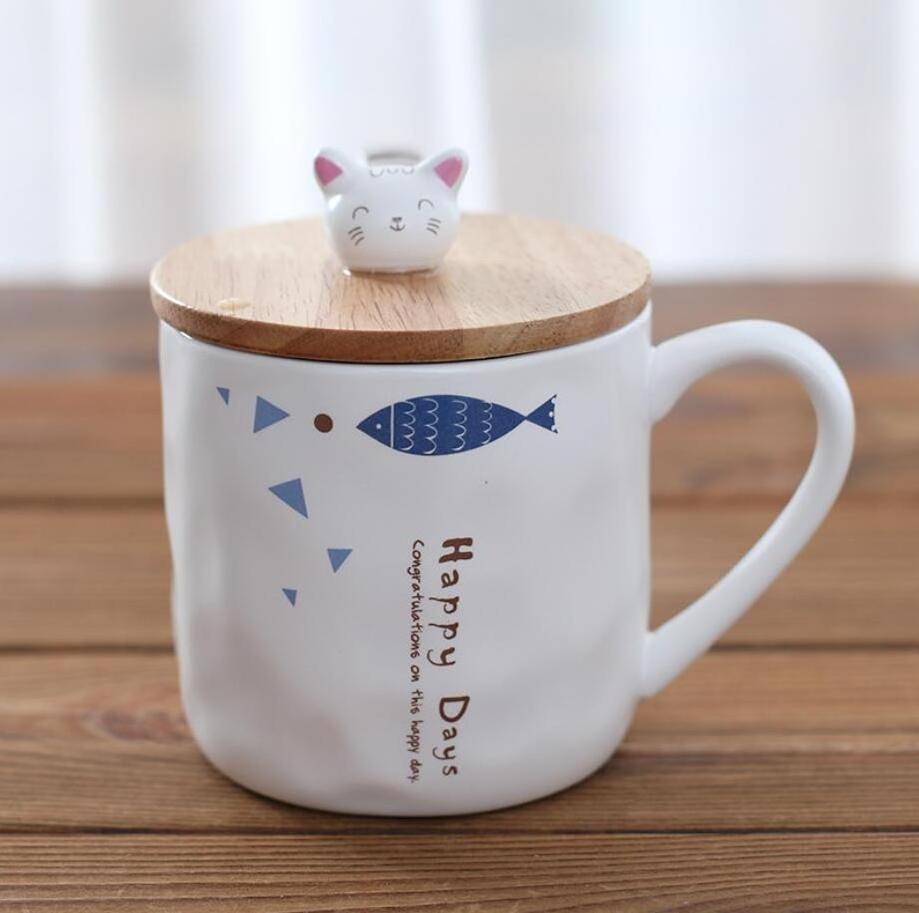 Promotion New Design Cheap blue fish printing bamboo lid ceramic mug manufacturers