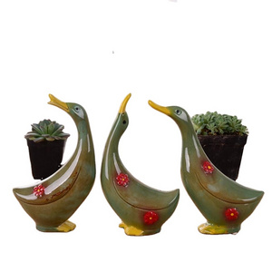 Modern Wholesale Ceramic Decorative Various Duck Set Ceramic Sculpture Decoration