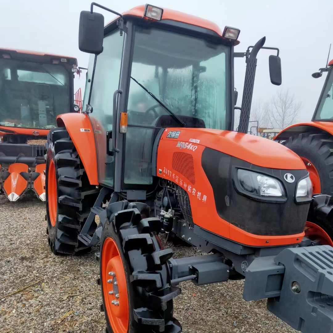 Used Japanese tractor KUBOTA farm tractors 70HP 95HP 100HP 130HP 4x4 wheeled tractor for sale