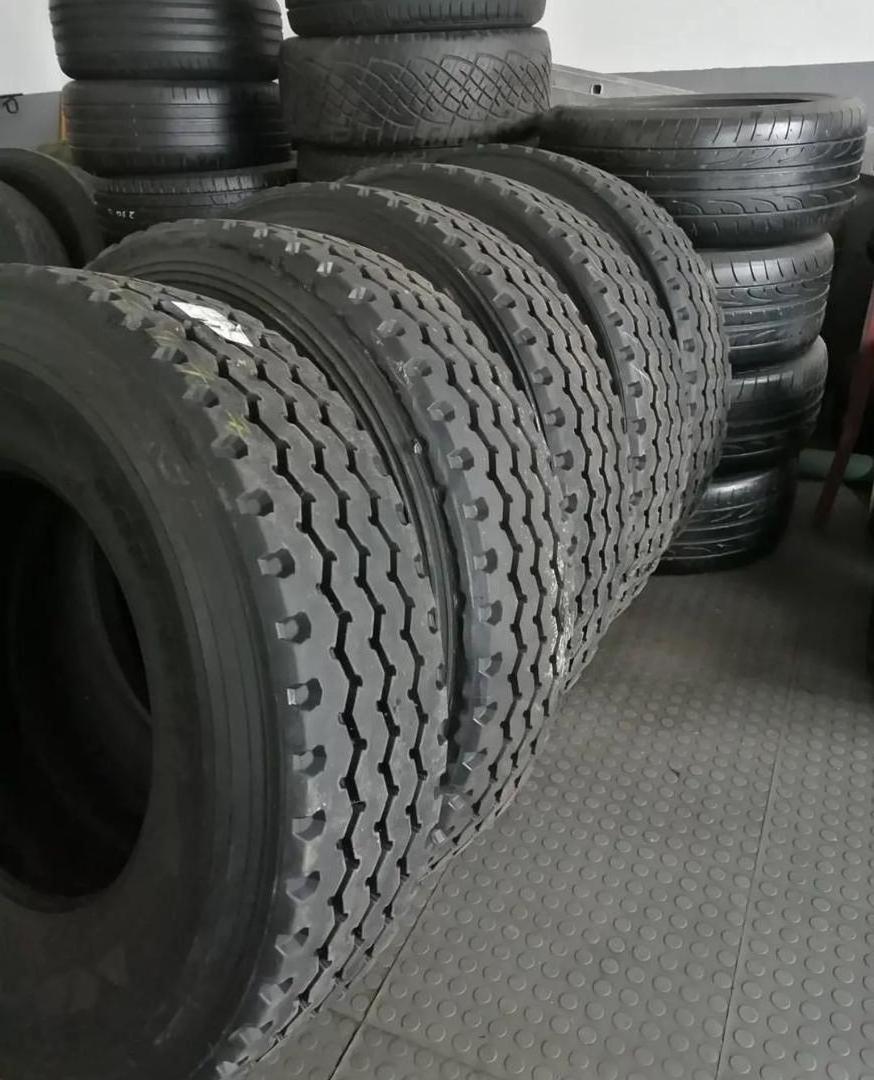 Second Hand truck Tires / Perfect Used Car Tires In Bulk With Competitive At Wholesale Price truck trye for sale