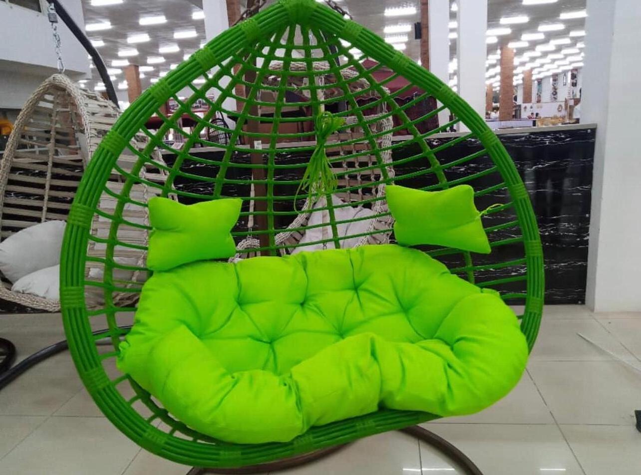 Wholesale indoor outdoor patio rattan wicker hanging egg swing chair with metal stand for sell and fast delivery to usa europe