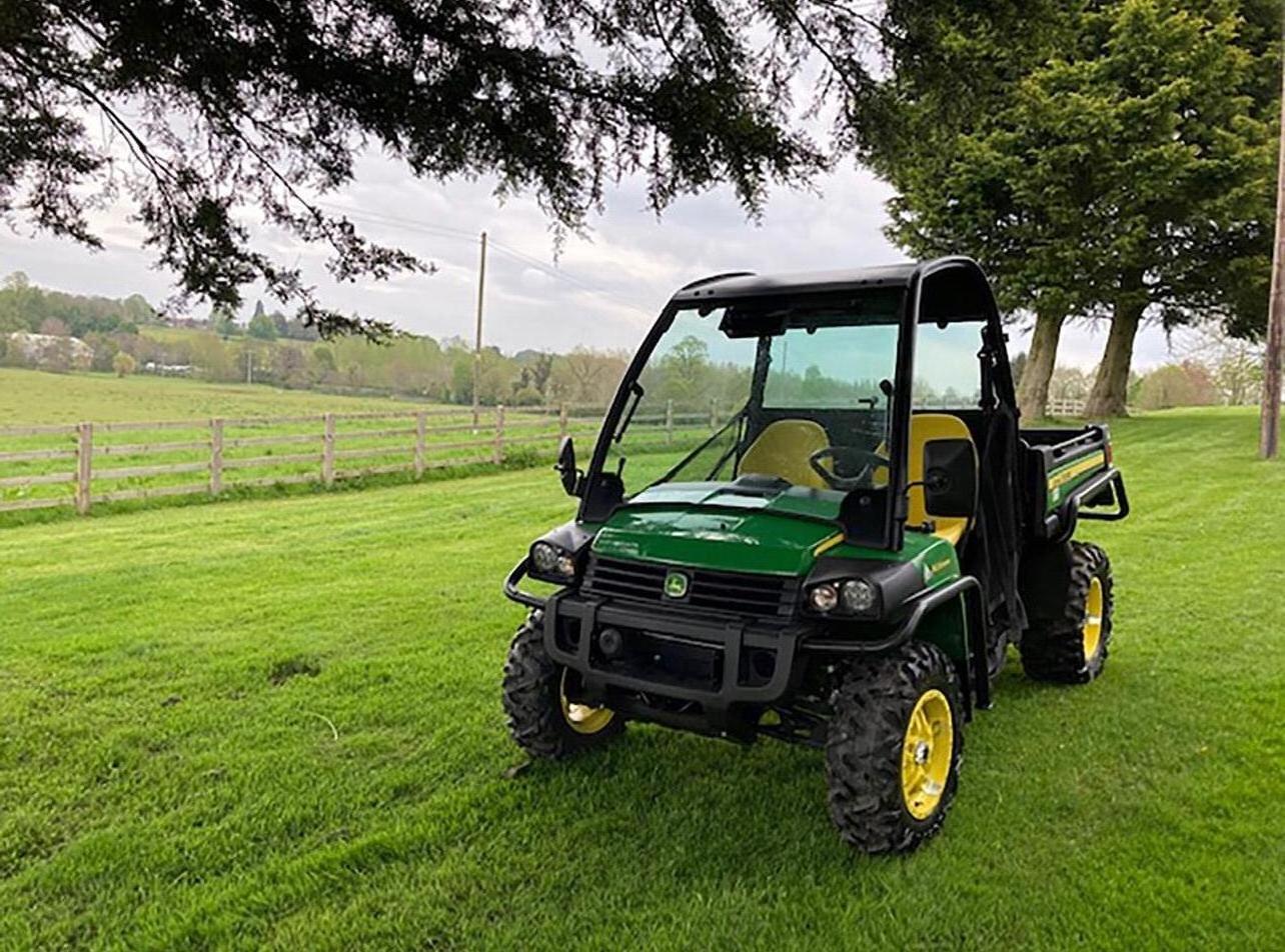 Hot Sale Electric Start UTV Utility Vehicle for Farm 2024 John Deere GATOR XUV 825M ATVs Agricultural 4X4 tractors available