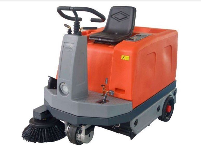 Used Sweeper Scrubber Floor Sweeper Machine Ride On Electric Street Road Sweeper for sale Road floor driving