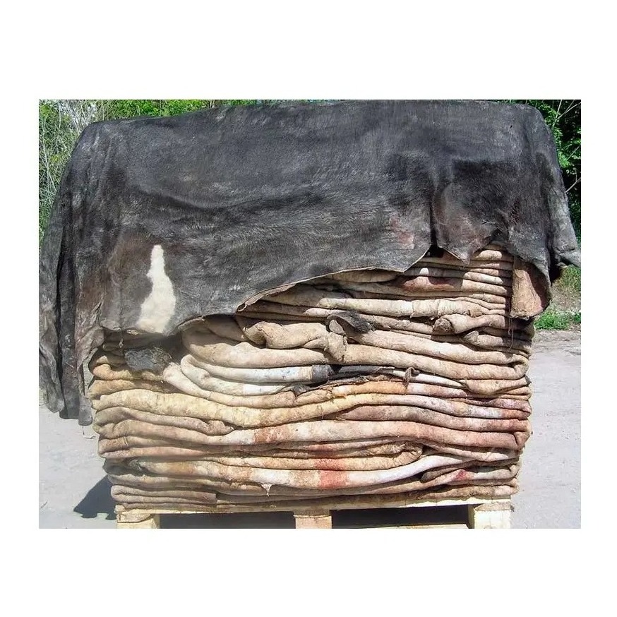 high Quality Cheapest Price Dry And Wet Salted Cow Hides / Skins / Animal Cattle Hides