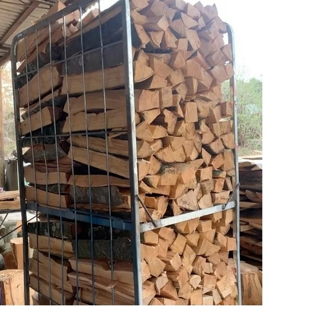 Dry Burning Kiln Dried Quality Firewood/Oak fire wood/Beech/Ash/Spruce//Birch firewood For Exporation